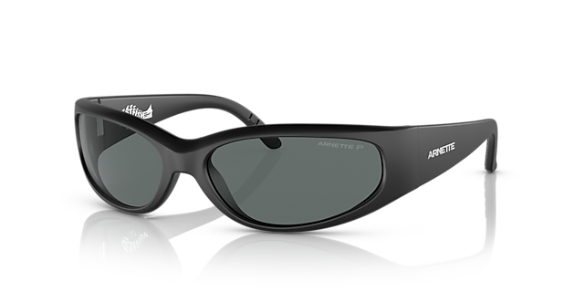 AN4302 Matzwart KunststofSunglass Frames van B24, Hoekweergave