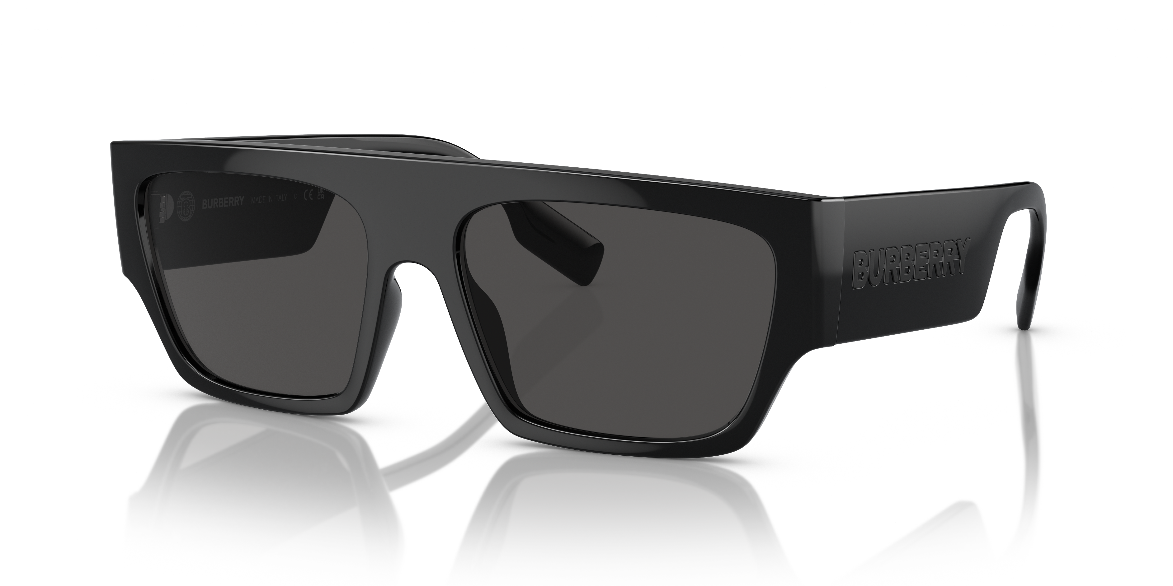 BE4397U Schwarz KunststoffSunglass Frames von B24, Dreiviertelansicht