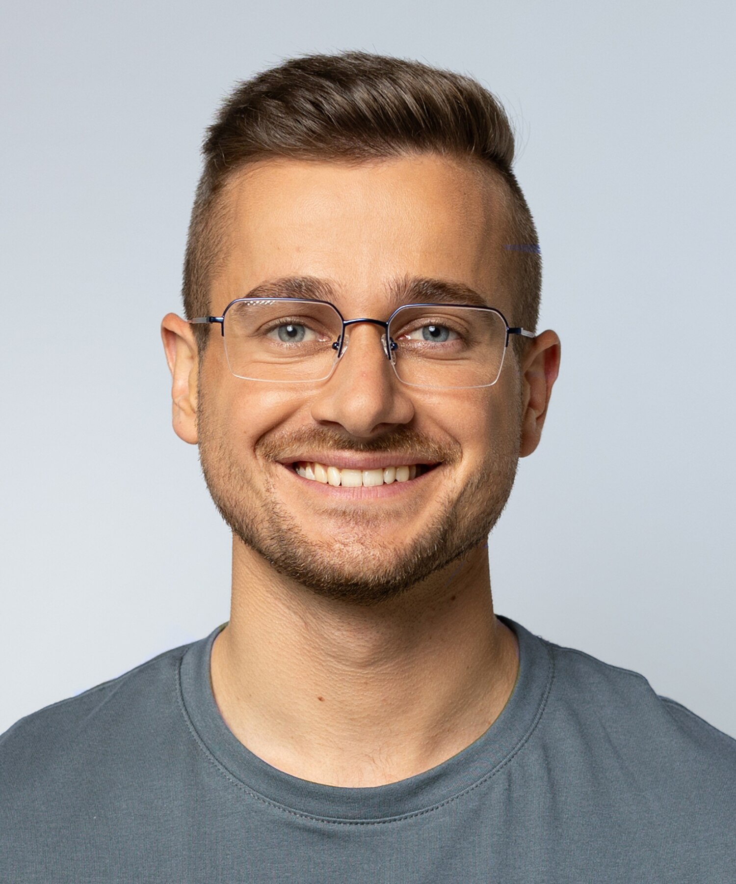 Tommy Matt Dark Blue MetaalEyeglass Frames voor heren van B24