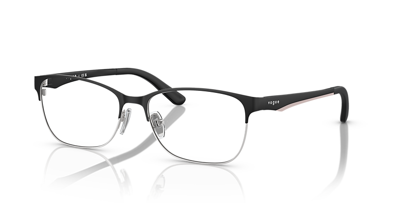 VO3940