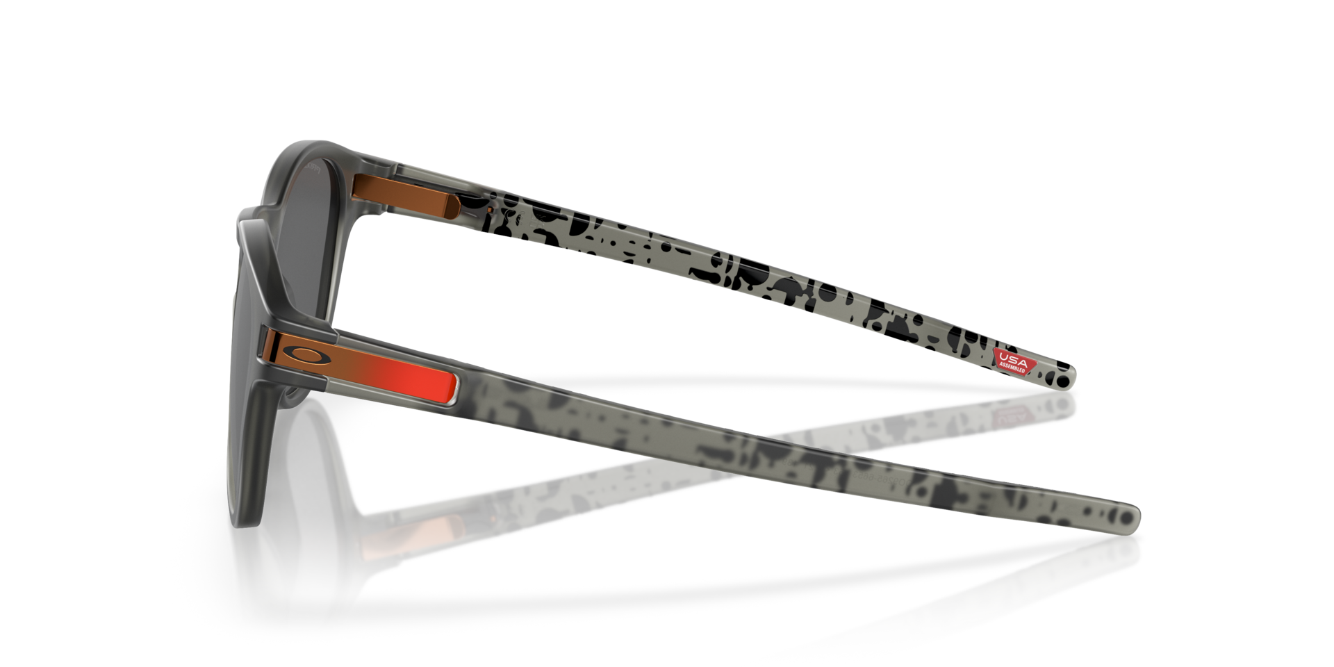Latch™ Community Collection Matgrijs dofgrijs KunststofSunglass Frames van B24, Zijaanzicht