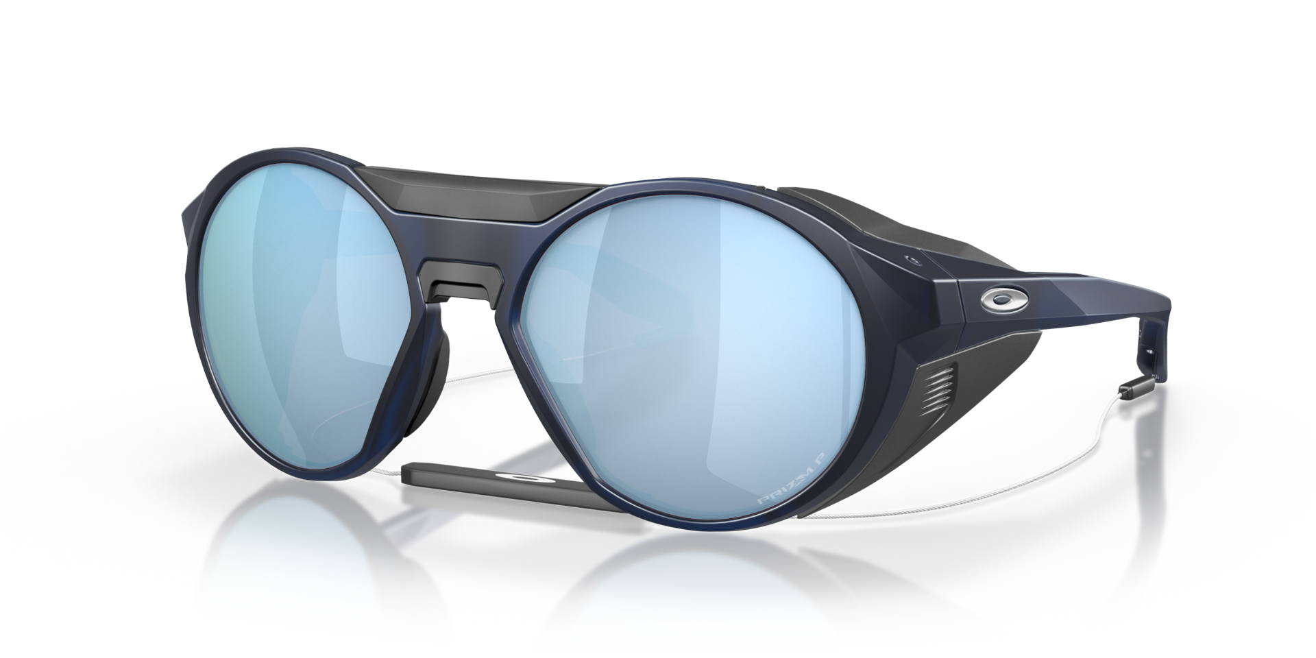 Clifden Matt Blau transluzent KunststoffSunglass Frames von B24, Dreiviertelansicht